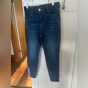 EUC American Eagle Curvy High Rise Jegging